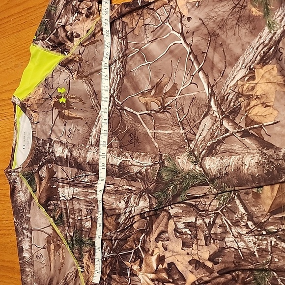 Under Armour Realtree Xtra Long Sleeved Camouflage Shirt - Picture 11 of 13